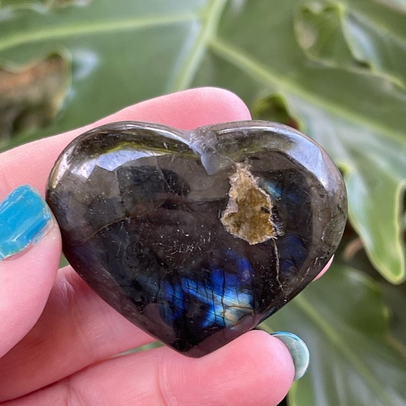 Labradorite heart - Picture 3 of 3